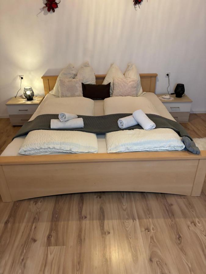 Schöne Im Zentrum Von St.michael Apartment